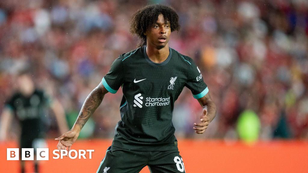 Harvey Blair: Portsmouth sign young winger from Liverpool