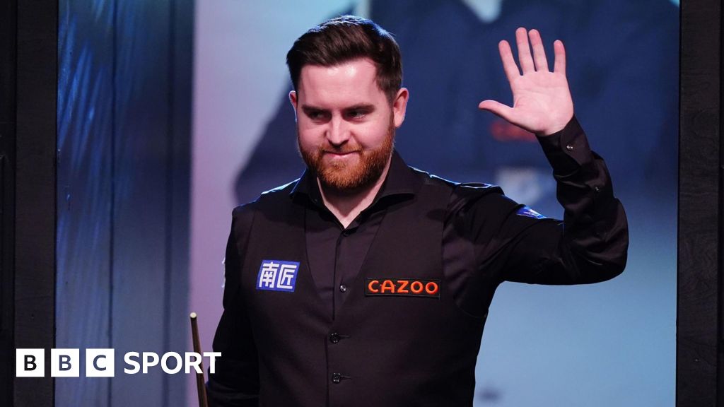 Jones on course for 'biggest shock in sport' - Murphy
