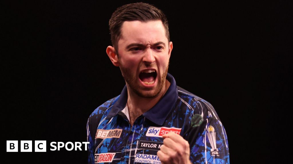 Humphries through but Price out at World Matchplay