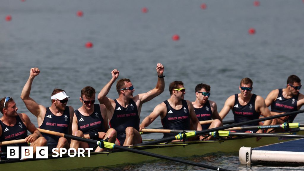 Paris 2024: Tears & redemption for Scottish rowers at Olympics