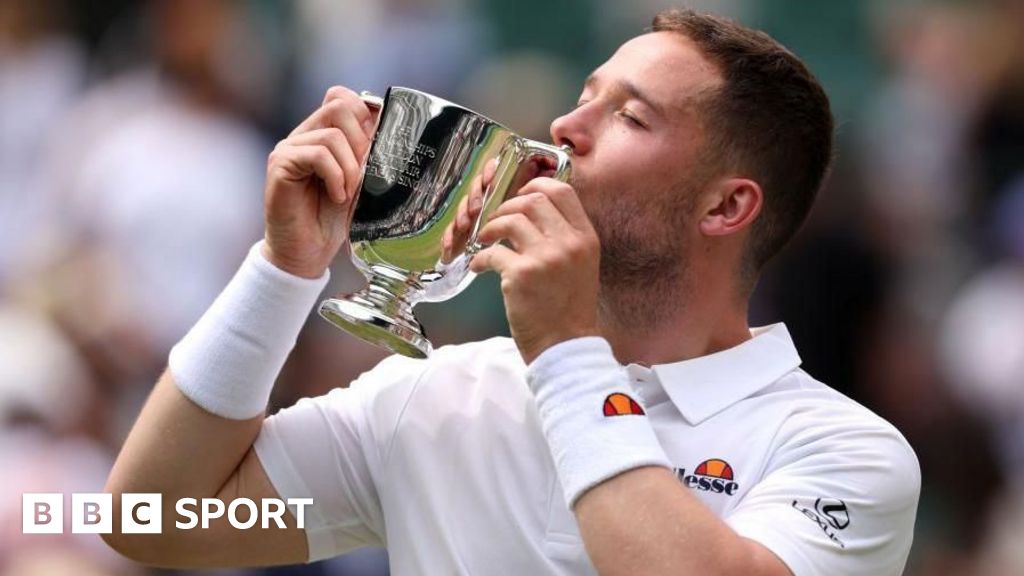 Wimbledon wheelchair finals: Briton Alfie Hewett wins singles and doubles titles – BBC Sport