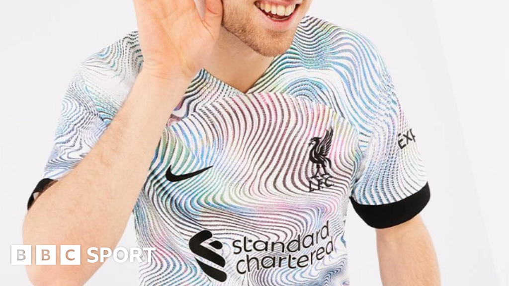 Liverpool unveil new third kit - BBC Sport