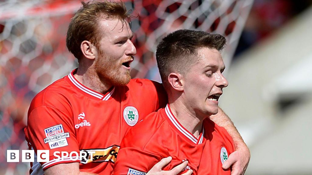 Curran strike gives Reds victory over Portadown