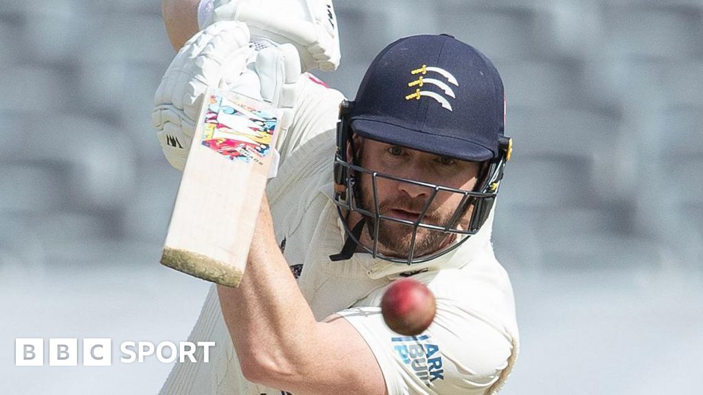 County Championship: Mark Stoneman hits century against Derbyshire