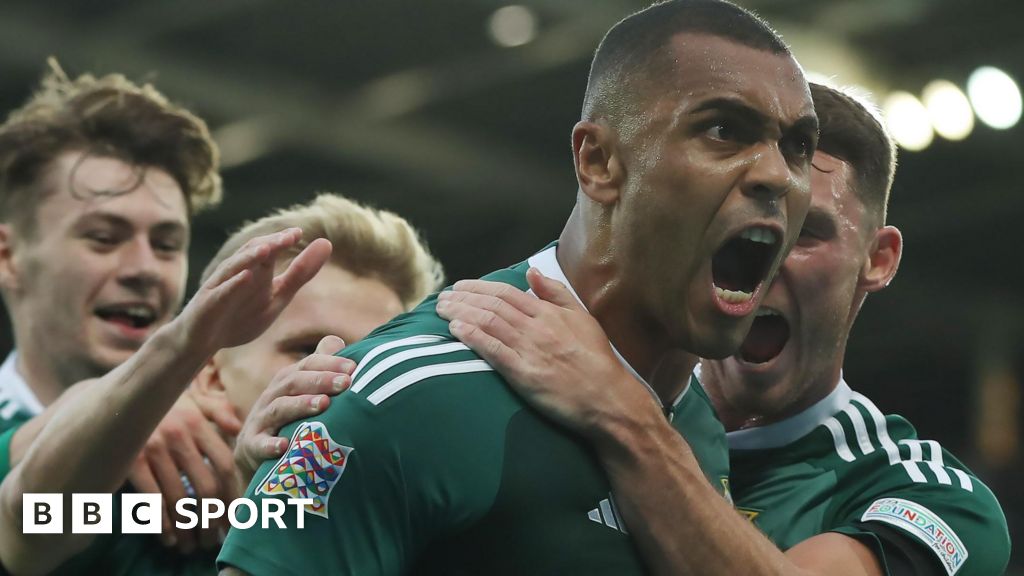 'It can be daunting' - NI's Magennis in search of new club