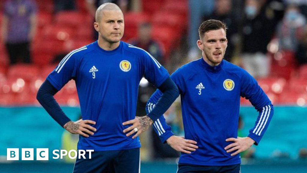 Dykes ‘can contribute off the pitch’ for Scotland, says Robertson