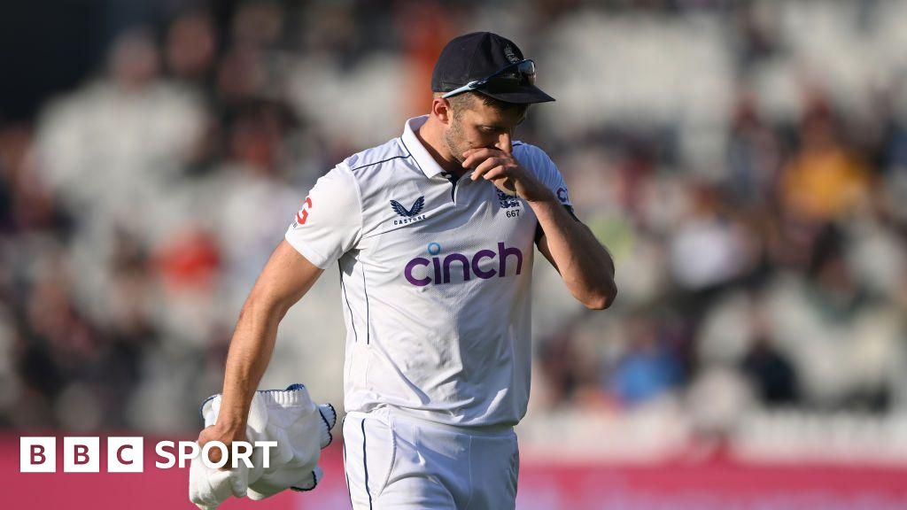 Josh Hull replaces Mark Wood in England Test squad