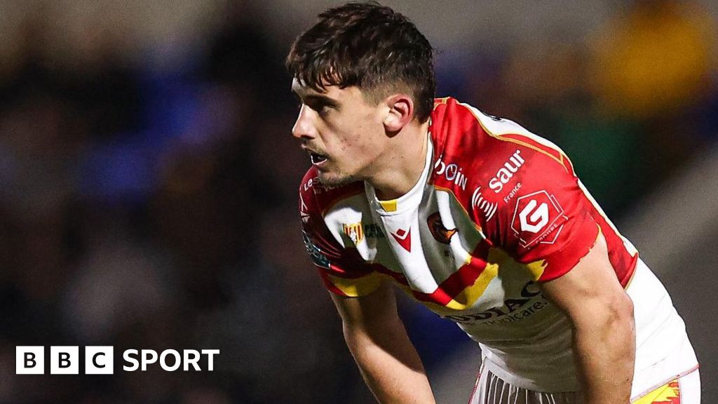 Hull KR Tops Super League After Defeating Castleford