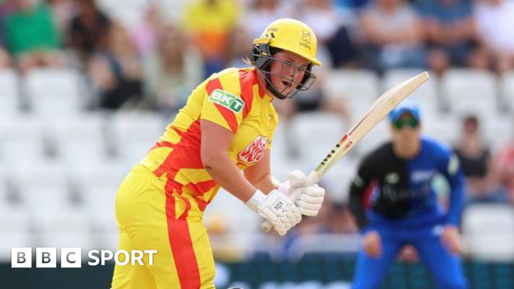 Scrivens hits maiden fifty to lead Rockets past Spirit