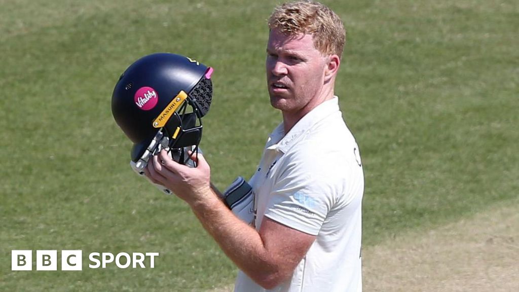 Ben Compton: Kent opener signs one-year contract extension with County Championship Division Two club