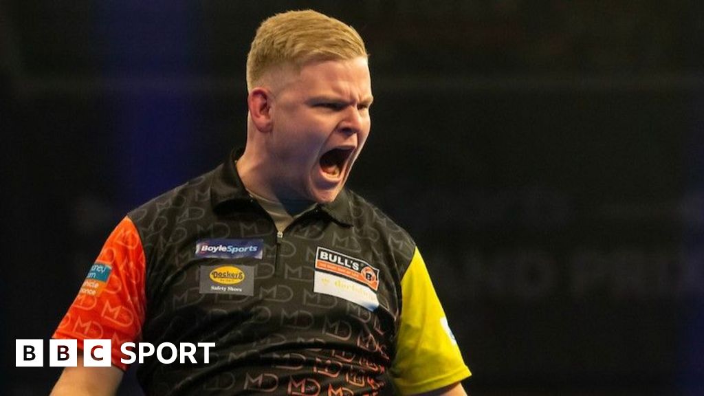 World Grand Prix darts: Mike de Decker stuns Luke Humphries to win title