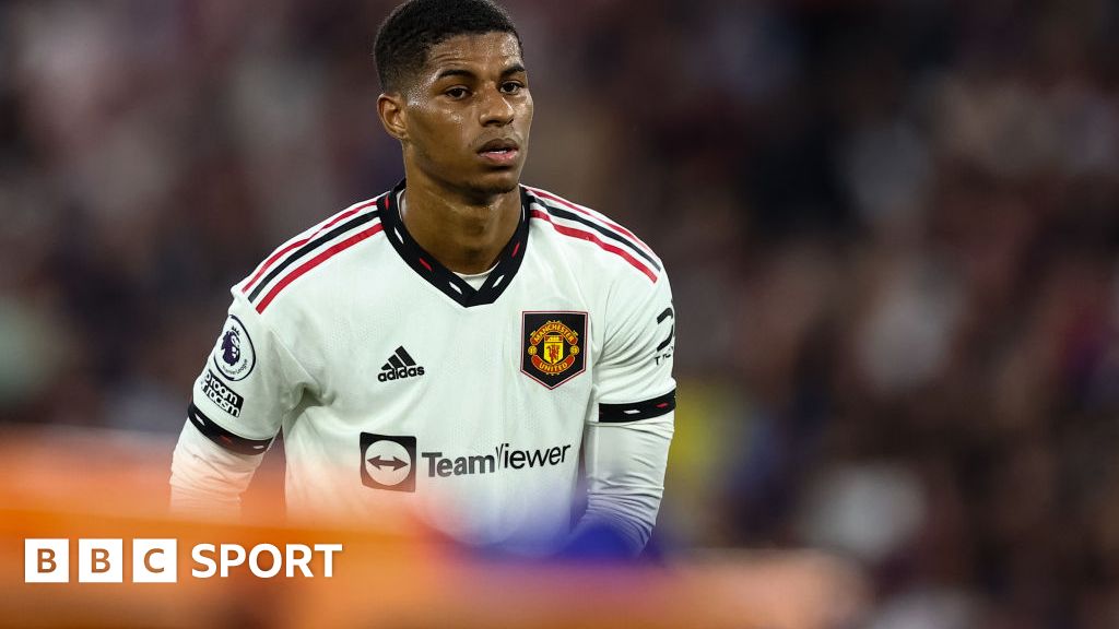 Manchester United Given Injury Return Boost - BBC Sport