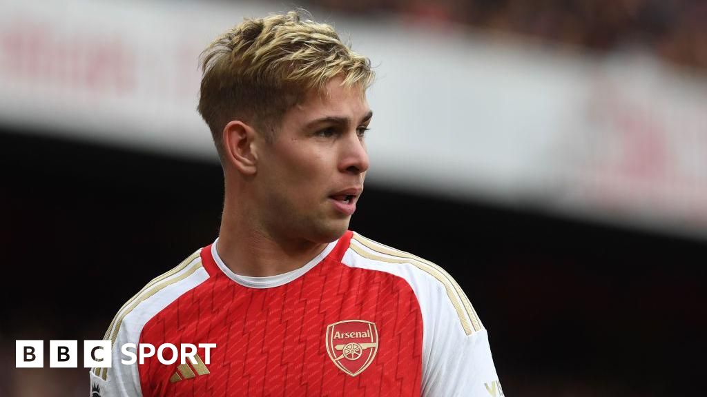 Arsenal turn down Fulham bid for Smith Rowe