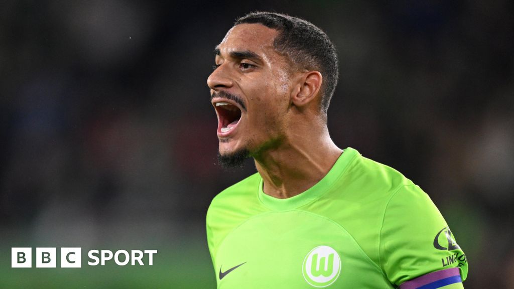 Palace sign Wolfsburg centre-back Lacroix in £18m deal