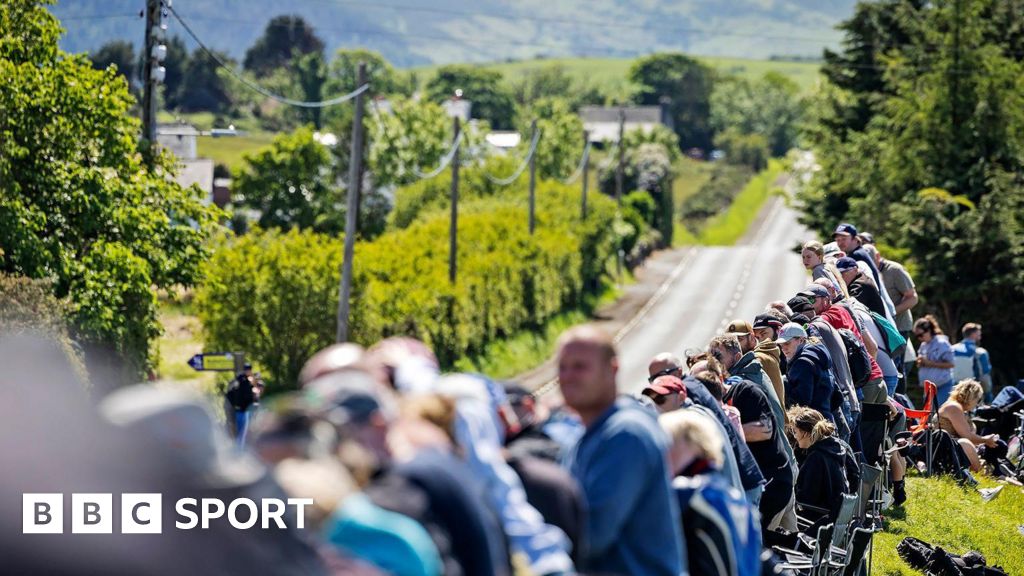 bbc.co.uk - Isle of Man TT: Sunday's qualifying underway after delay - BBC Sport