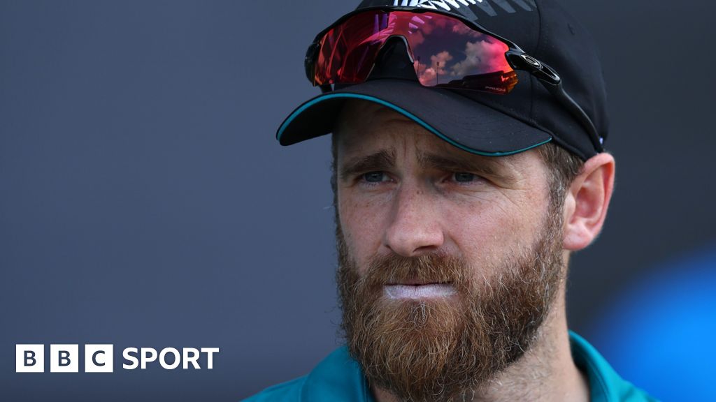 Kane Williamson turns down New Zealand central contract – BBC Sport