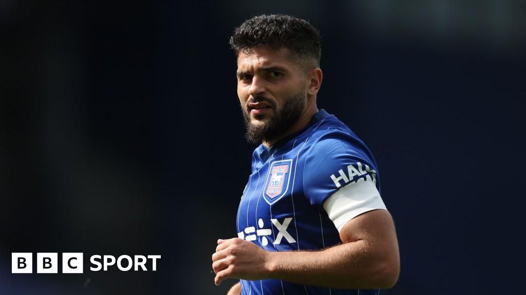 Ipswich captain Morsy signs new two-year deal