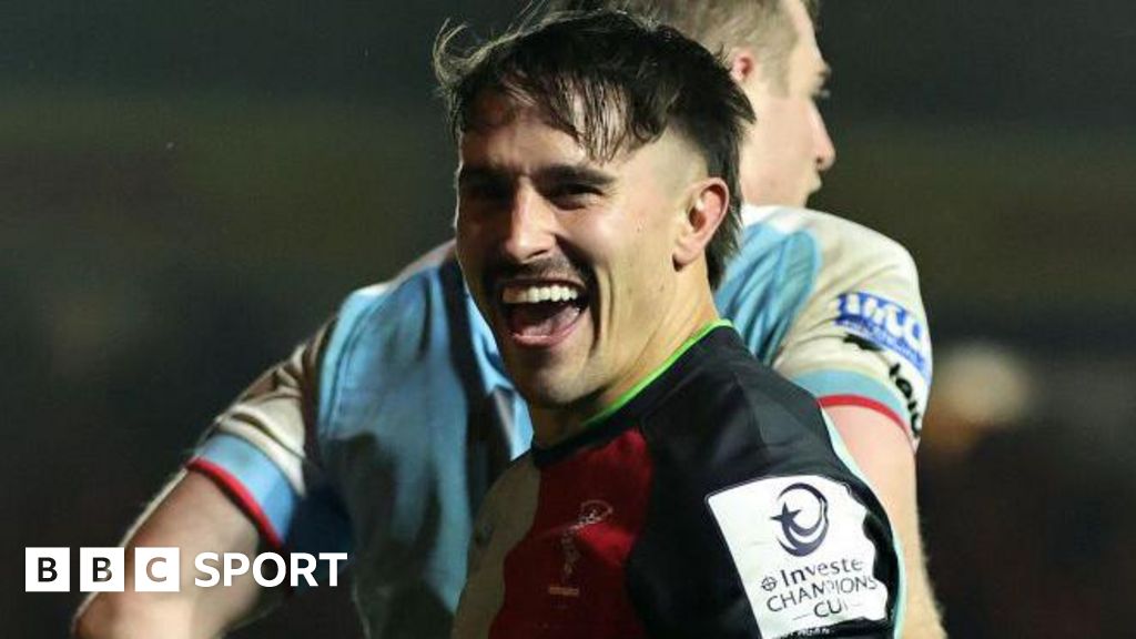 Harlequins winger Murley signs new deal