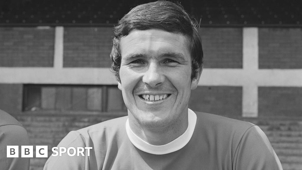 Ron Yeats: Liverpool legend dies aged 86