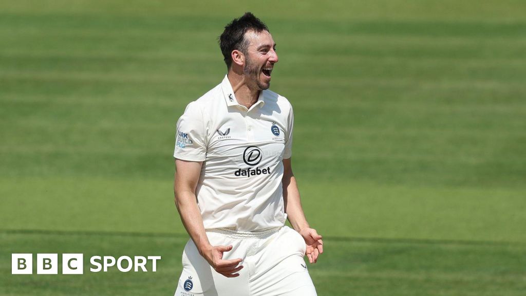 County Championship: Middlesex win at derby to stay in promotion race