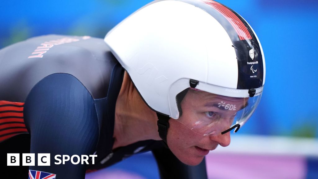 Paris 2024 Paralympics: Sarah Storey wins 18th gold on ‘appalling’ course