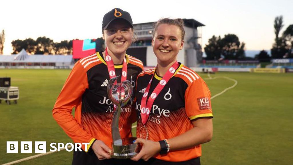 Charlotte Edwards Cup: The Blaze beat South East Stars to win title – BBC Sport