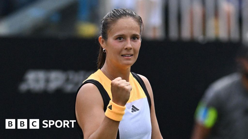 Kasatkina beats Fernandez to seal Eastbourne title