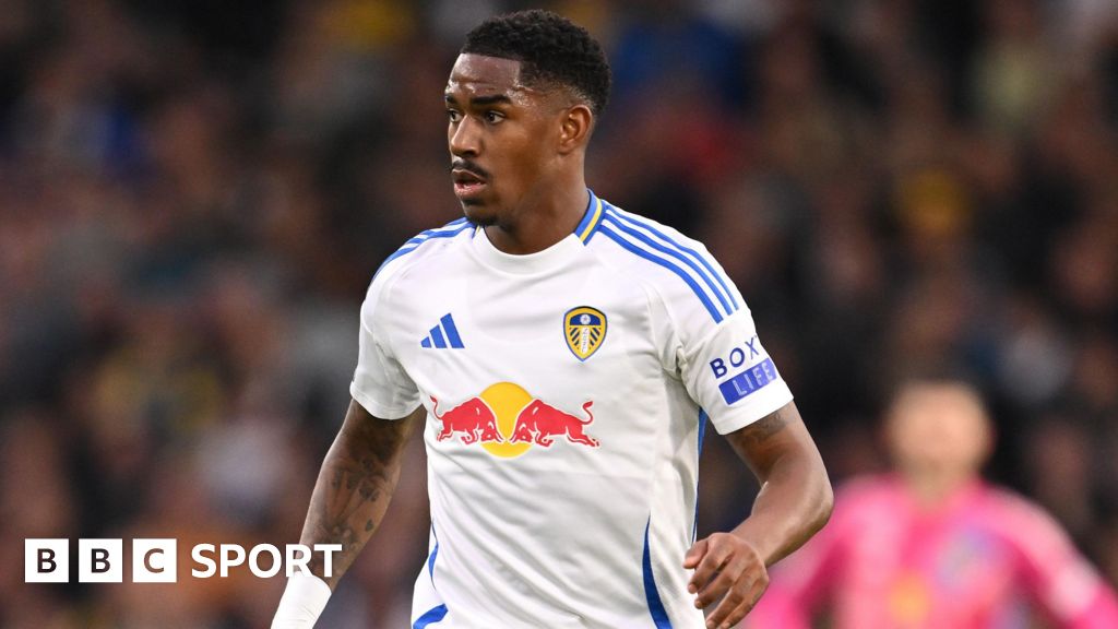 Leeds United defender Junior Firpo banned for violent conduct