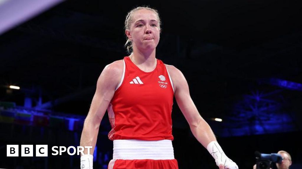 Olympics boxing: GB’s Charley Davison loses in opening round