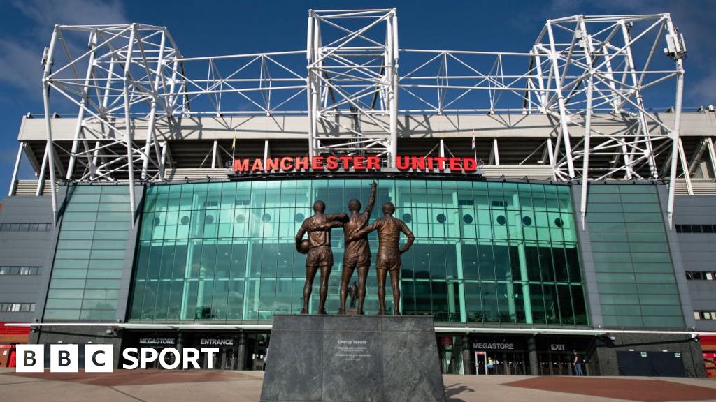 Manchester United Glazers 'going to work to their own time' BBC Sport