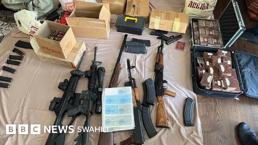 Porno kichik mushuklar