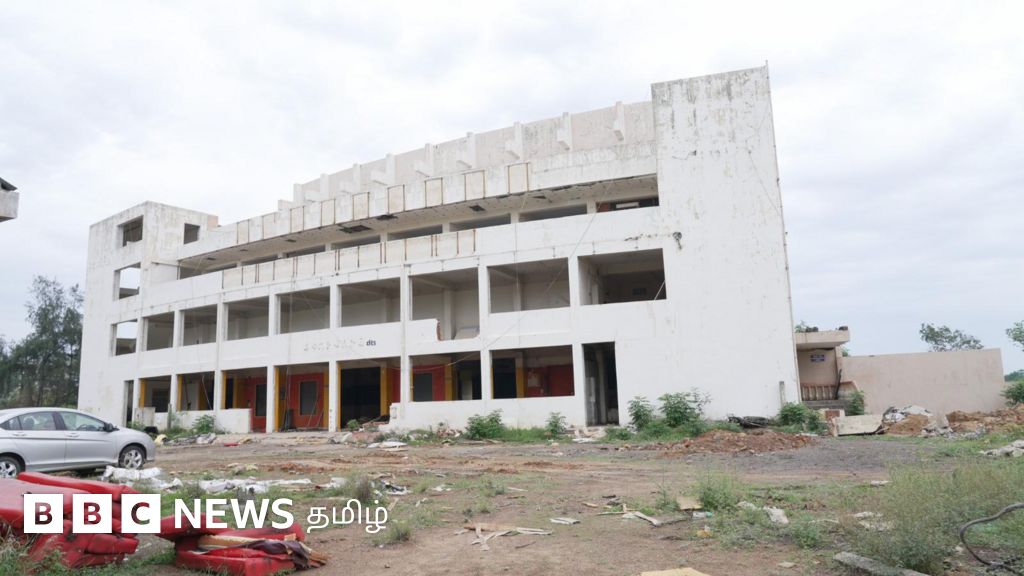 சென்னை: காரில் இருந்தே படம் பார்க்கும் பழைமையான திரையரங்கம் இடிக்கப்படுவது ஏன்?