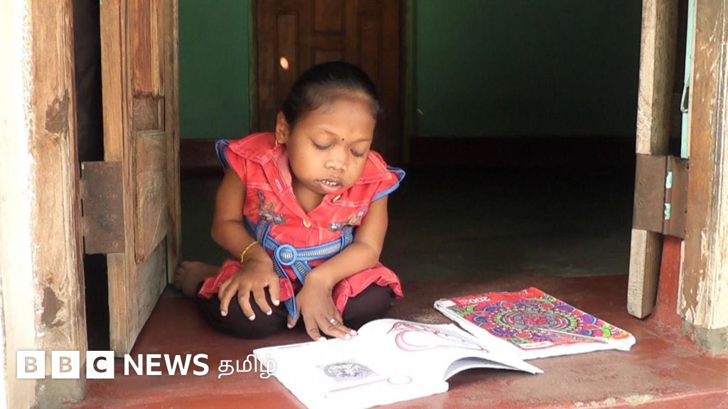 விதுர்ஷா: சவால்களை கடந்து கல்வியில் சாதிக்கும் மாற்றுத் திறனாளி மாணவி