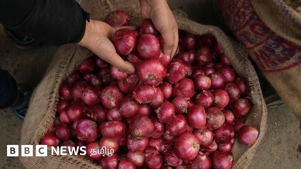 வெங்காய ஏற்றுமதிக்கு தடை விதித்த இந்திய அரசே யுஏஇ, வங்கதேசத்திற்கு விற்பது ஏன்? பல கோடி ரூபாய் லாபம் யாருக்கு?