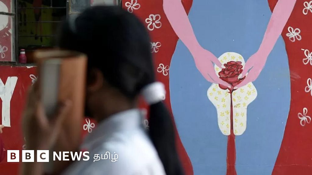 சானிட்டரி நாப்கின் கேட்ட மாணவிக்கு பெண் ஐஏஎஸ் அதிகாரி சர்ச்சை பதில்