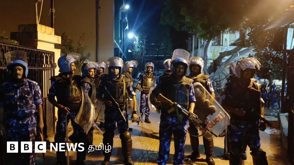 புதுச்சேரி மின்துறை தனியார்மயத்தை எதிர்த்து போராட்டம்: மின் ஊழியர்கள் இரவோடு இரவாக கைது