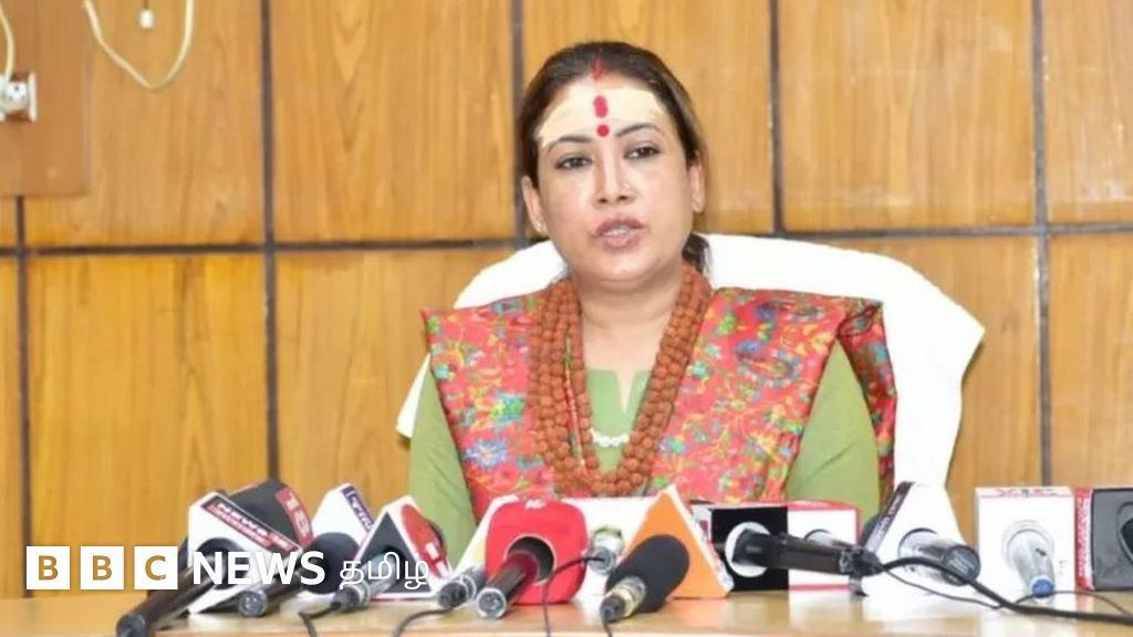 'அரசு ஊழியர்கள் அபிஷேகம் செய்ய வேண்டும்' - உத்தரகாண்ட் அமைச்சரின் உத்தரவால் ஏற்பட்ட சர்ச்சை