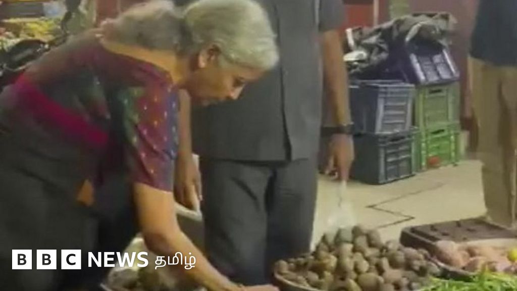 மயிலாப்பூரில் காய்கறி வாங்கிய நிர்மலா சீதாராமன்