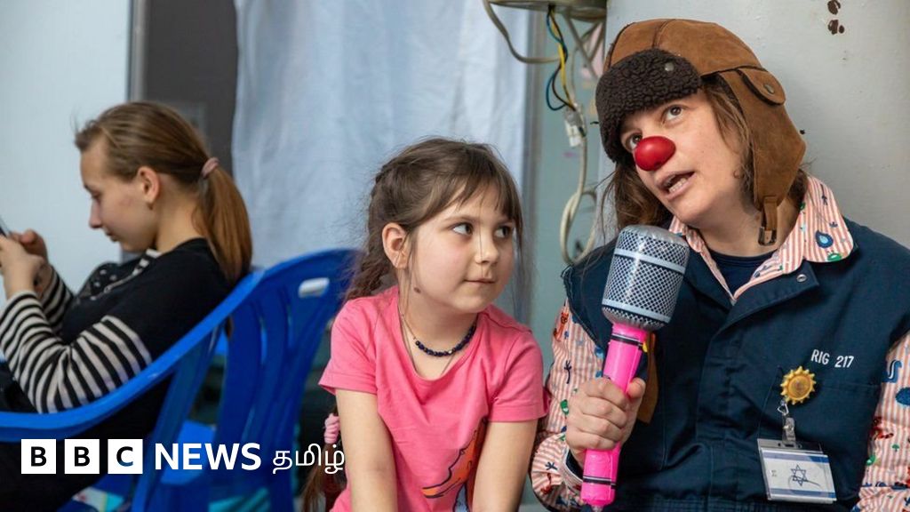 ரஷ்ய படையெடுப்பு: தீவிரமடையும் தாக்குதல், சீர்குலைந்த நகரங்கள்; வீதிகளில் சமையல் - புகைப்படத் தொகுப்பு