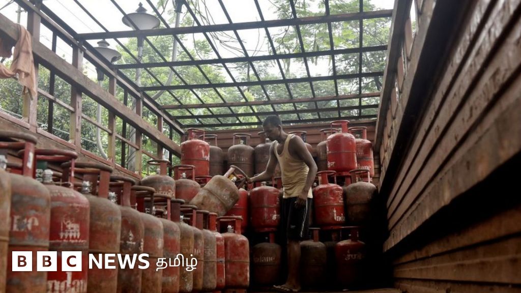 சென்னை: ஆயிரம் ரூபாயை தாண்டியது வீட்டு உபயோக சமையல் எரிவாயு சிலிண்டர் விலை