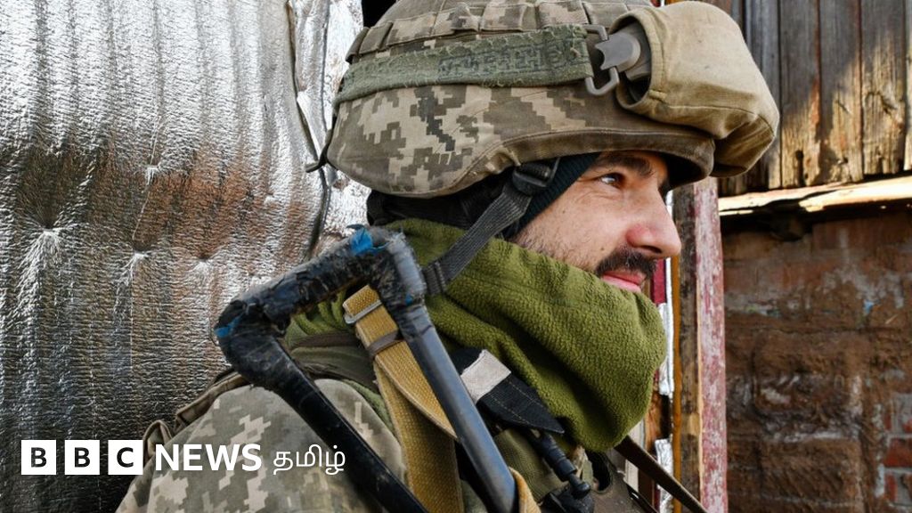 யுக்ரேன் மீது ரஷ்யா படையெடுப்பு: போர் பதற்றத்தால் 100 டாலருக்கும் மேல் எகிறிய எண்ணெய் விலை