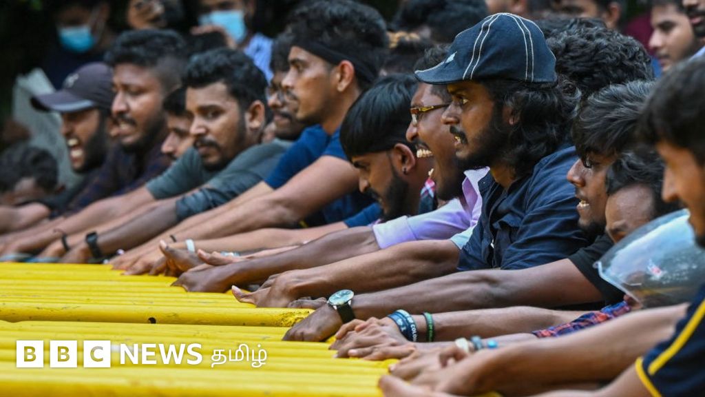இலங்கை பொருளாதார நெருக்கடி: பல நாட்கள் நீடித்த போராட்டம் வலுவிழந்தது ஏன்?