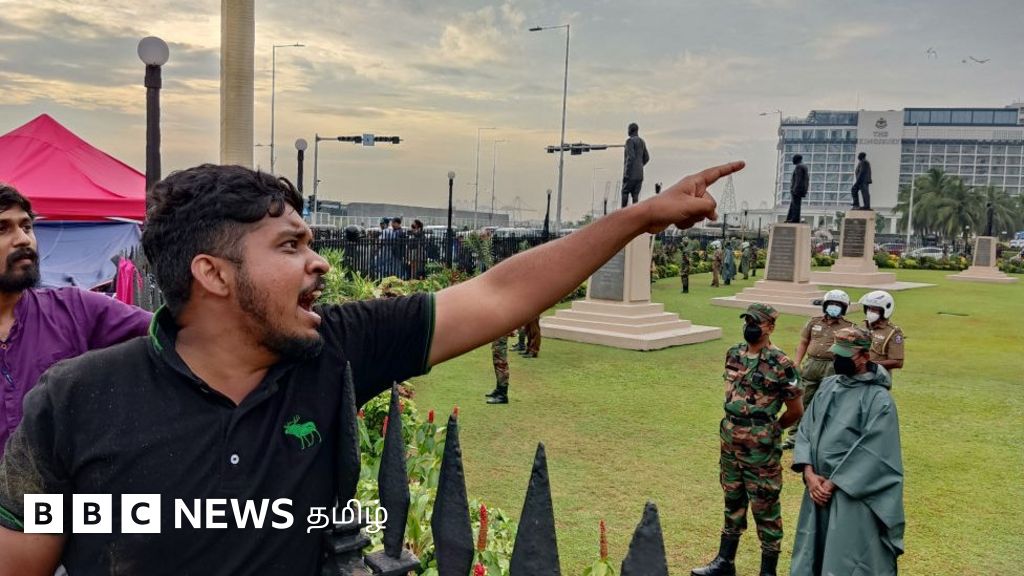 இலங்கை பொருளாதார நெருக்கடி: போராட்டக் களத்திற்கு கோட்டாபய ராஜபக்ச எதிர்ப்பு வாசகத்தின் பெயர்