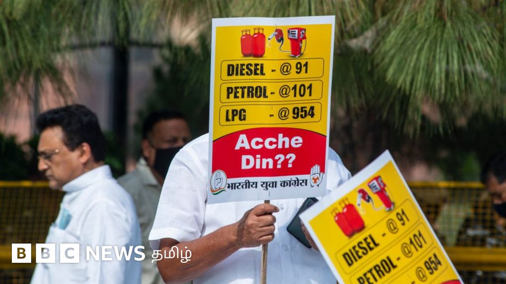 பெட்ரோல் விலை: மத்திய, மாநில அரசுகள் மோதுவது ஏன்? 5 கேள்விகள், எளிய விளக்கங்கள்