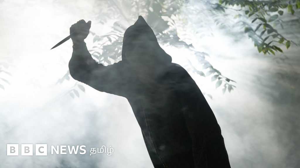 நகைக்காக தாய் - மகள் வீட்டிற்குள் எரித்து கொலை: கூட்டாளியால் சிக்கிய 2 இலங்கை அகதிகள்