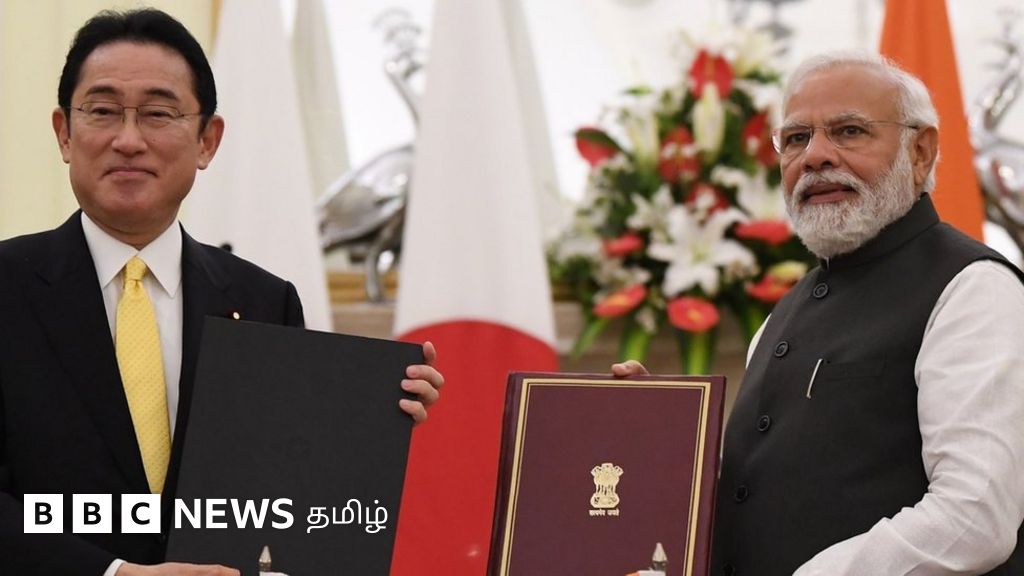 ஜப்பான் பிரதமருக்கு இந்திய பிரதமர் மோதி வழங்கிய சந்தன கட்டை பரிசுப்பொருட்கள்