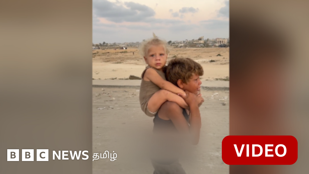 காஸாவில் தம்பியை சுமந்து கொண்டு 10 கி.மீ. நடந்த சிறுவன் - பெற்றோருடன் சேர்த்த வைரல் வீடியோ