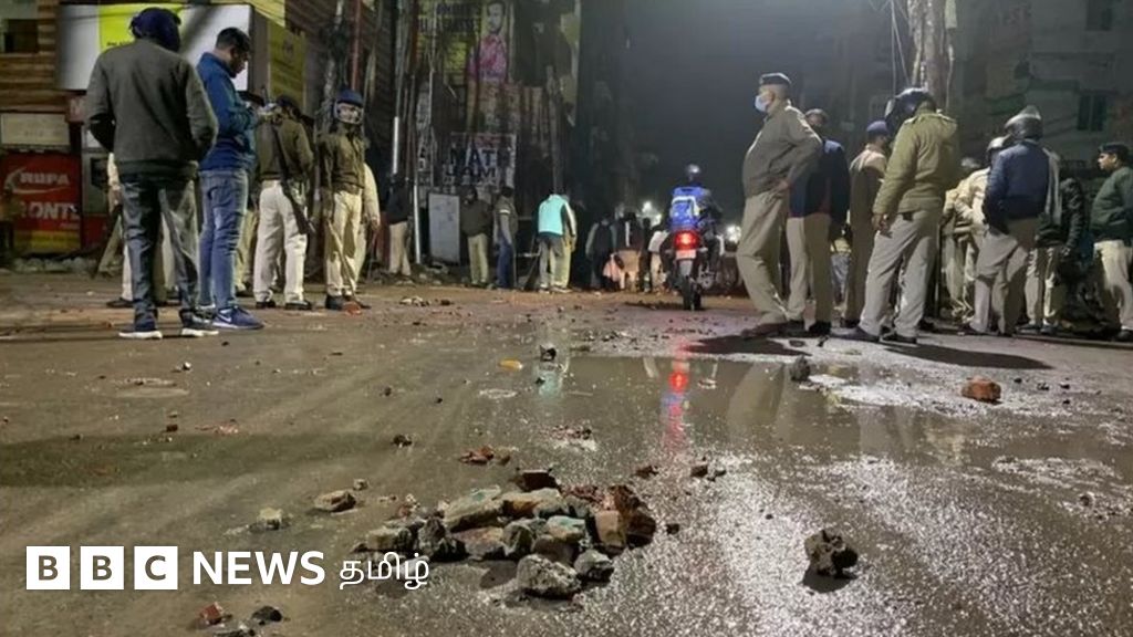 RRB NTPC வேலைவாய்ப்பு: ரயில்வே தேர்வு தொடர்பாக போராடும் பிகார் மாணவர்களின் கோபம் ஏன்?