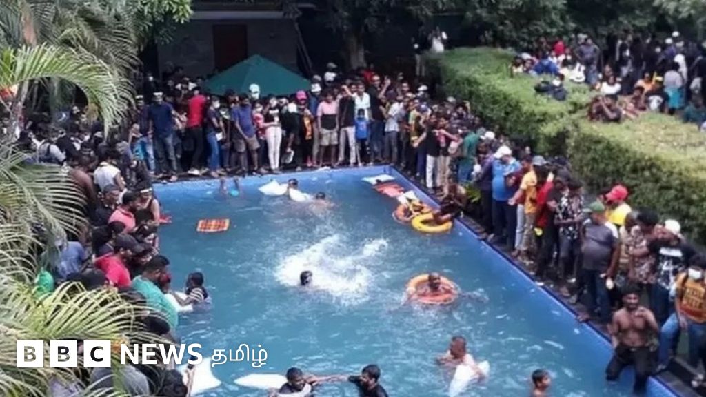 இலங்கை: ஜனாதிபதி மாளிகையில் கோடிக்கணக்கான பணம் - காவல்துறையிடம் திருப்பி கொடுத்த போராட்டக்காரர்கள் 