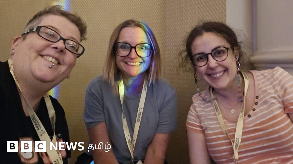 இறந்தவர்களுடன் 'பேச' உதவும் செயற்கை நுண்ணறிவு தொழில்நுட்பம்